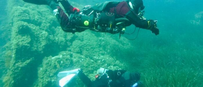 2 Sidemount Taucher